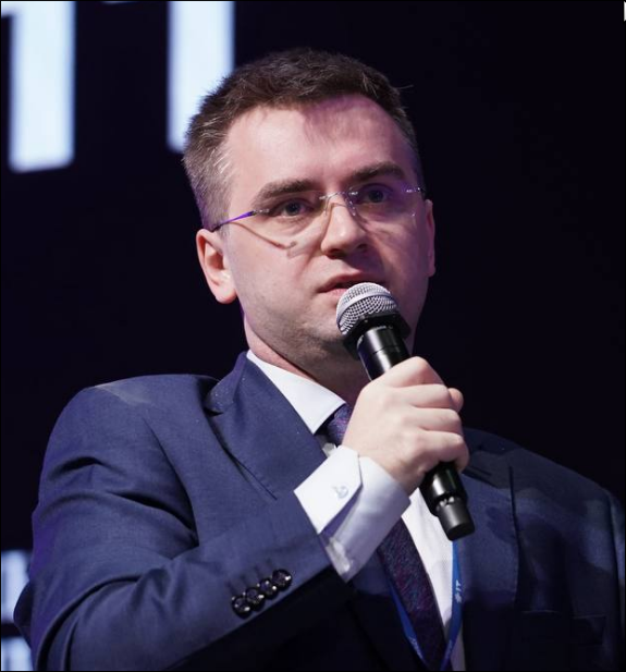 Portrait of Александр Степанов